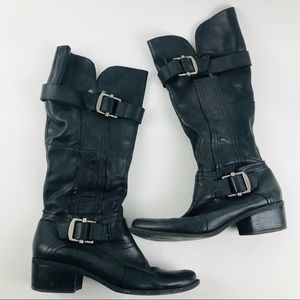 Matisse 11 ‘Juicy’ black knee high buckle boots